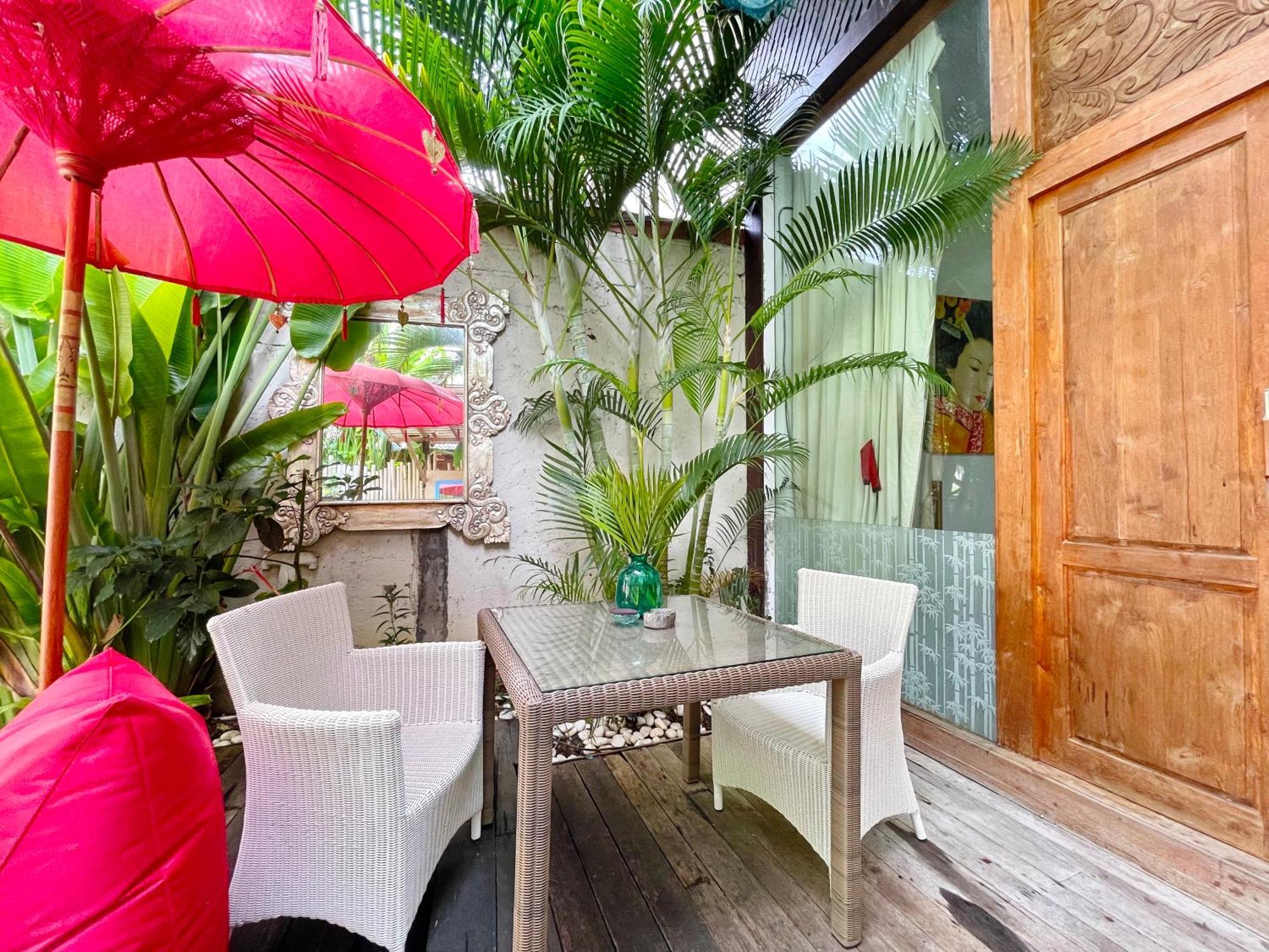 The Secret Jungle Villas Seminyak Exteriör bild